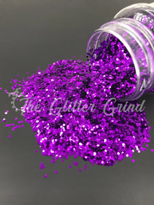 Purple heart 1/24 size chunky basic metallic glitter. Polyester glitter 2 oz by weight. Bottled glitter.