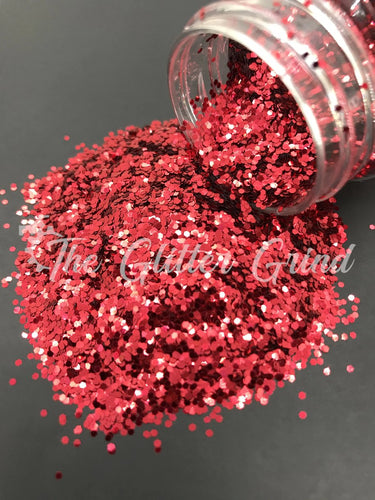 Ruby slippers red 1/24 size chunky basic metallic glitter. Polyester glitter 2 oz by weight. Bottled glitter.